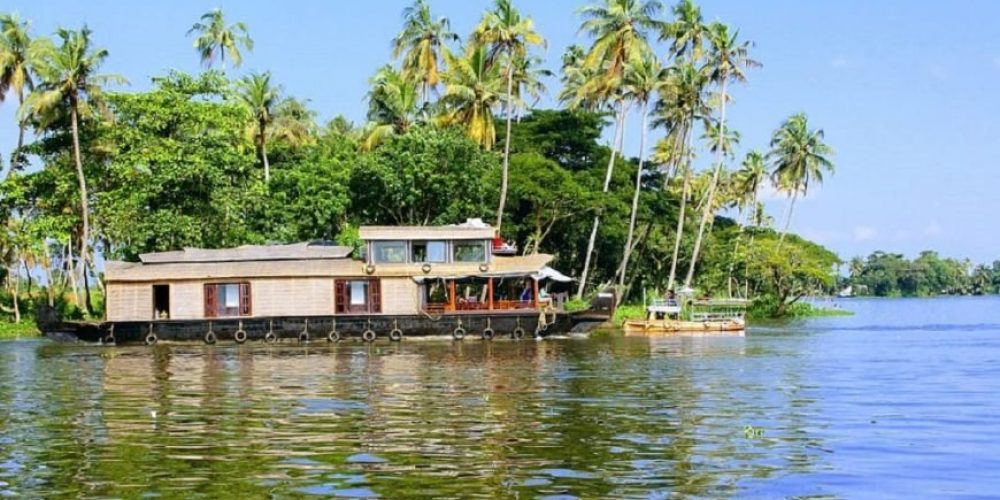 alleppey-houseboat-870x442-1-1